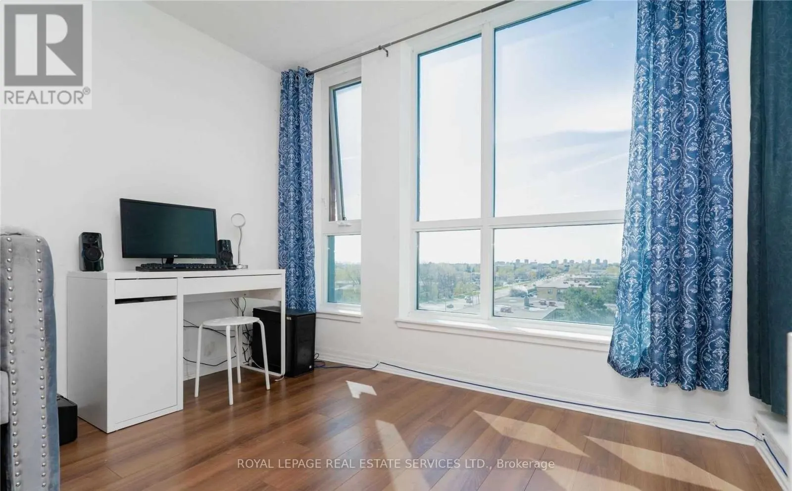 717 - 80 ESTHER LORRIE DRIVE