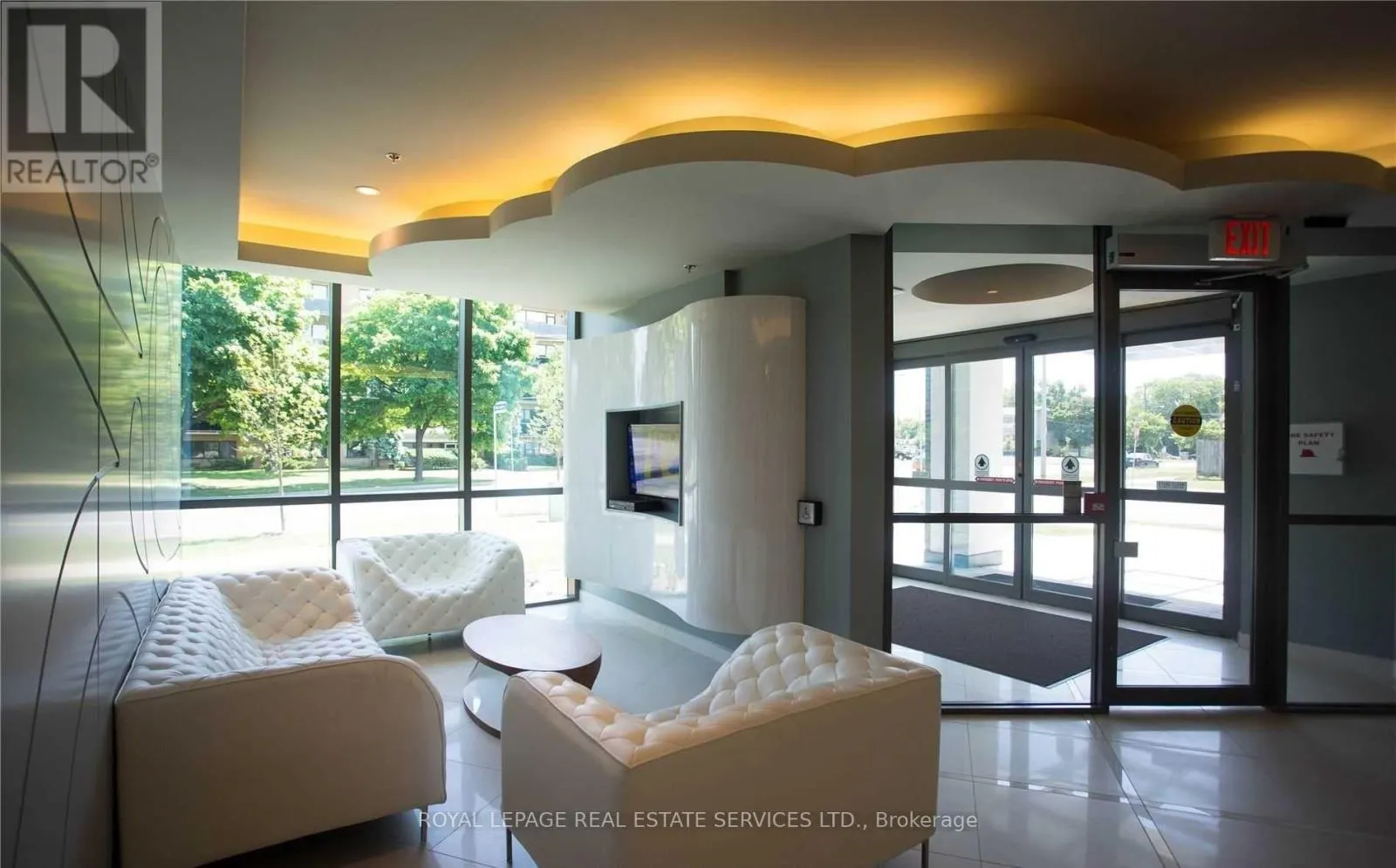 717 - 80 ESTHER LORRIE DRIVE