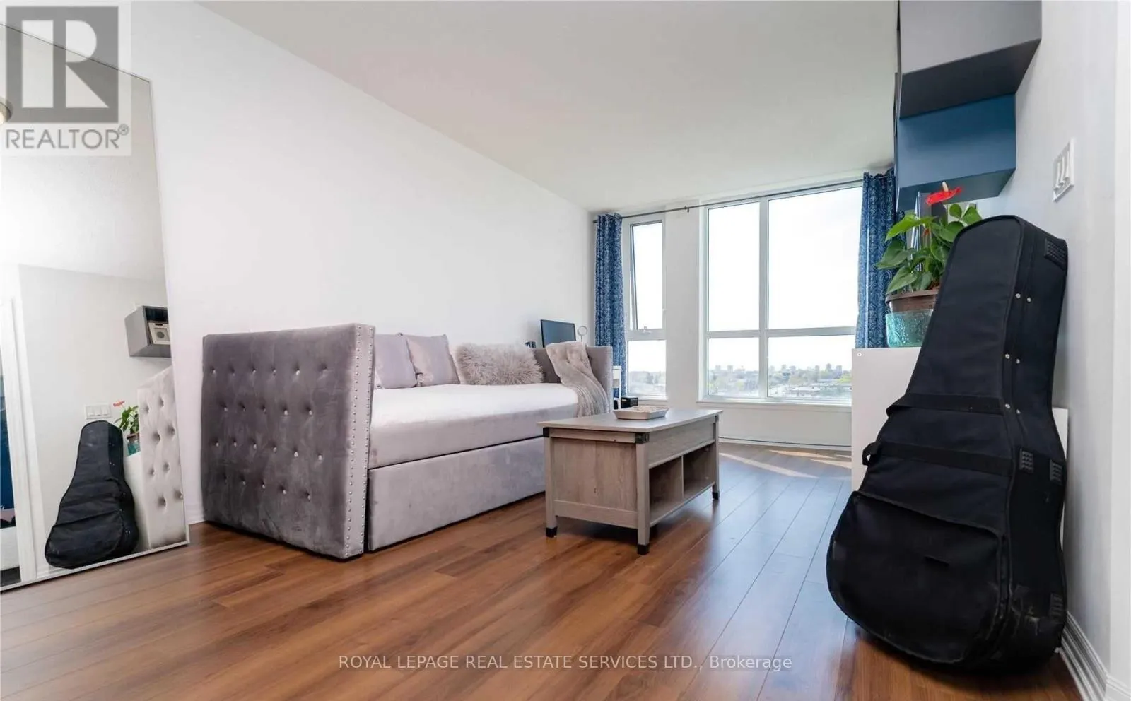 717 - 80 ESTHER LORRIE DRIVE
