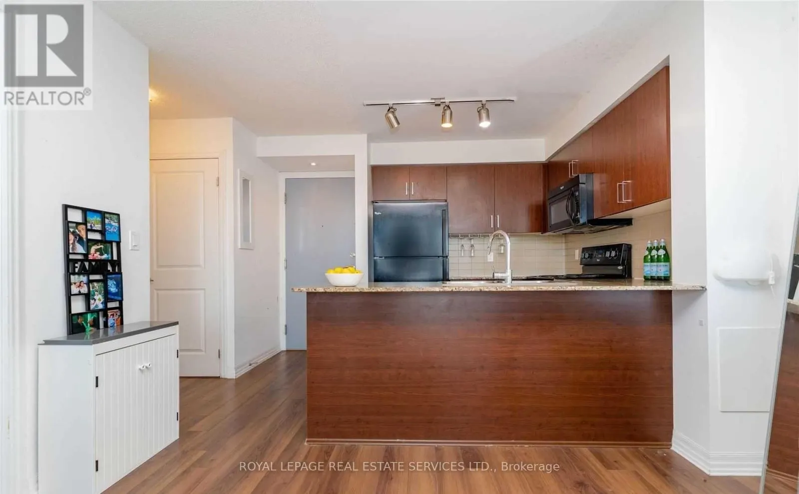 717 - 80 ESTHER LORRIE DRIVE