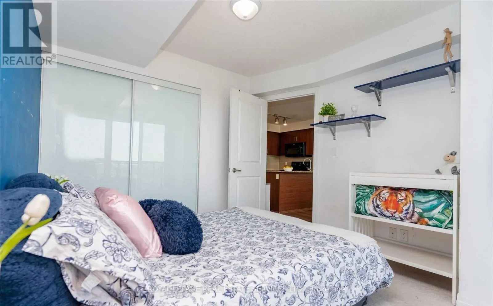 717 - 80 ESTHER LORRIE DRIVE