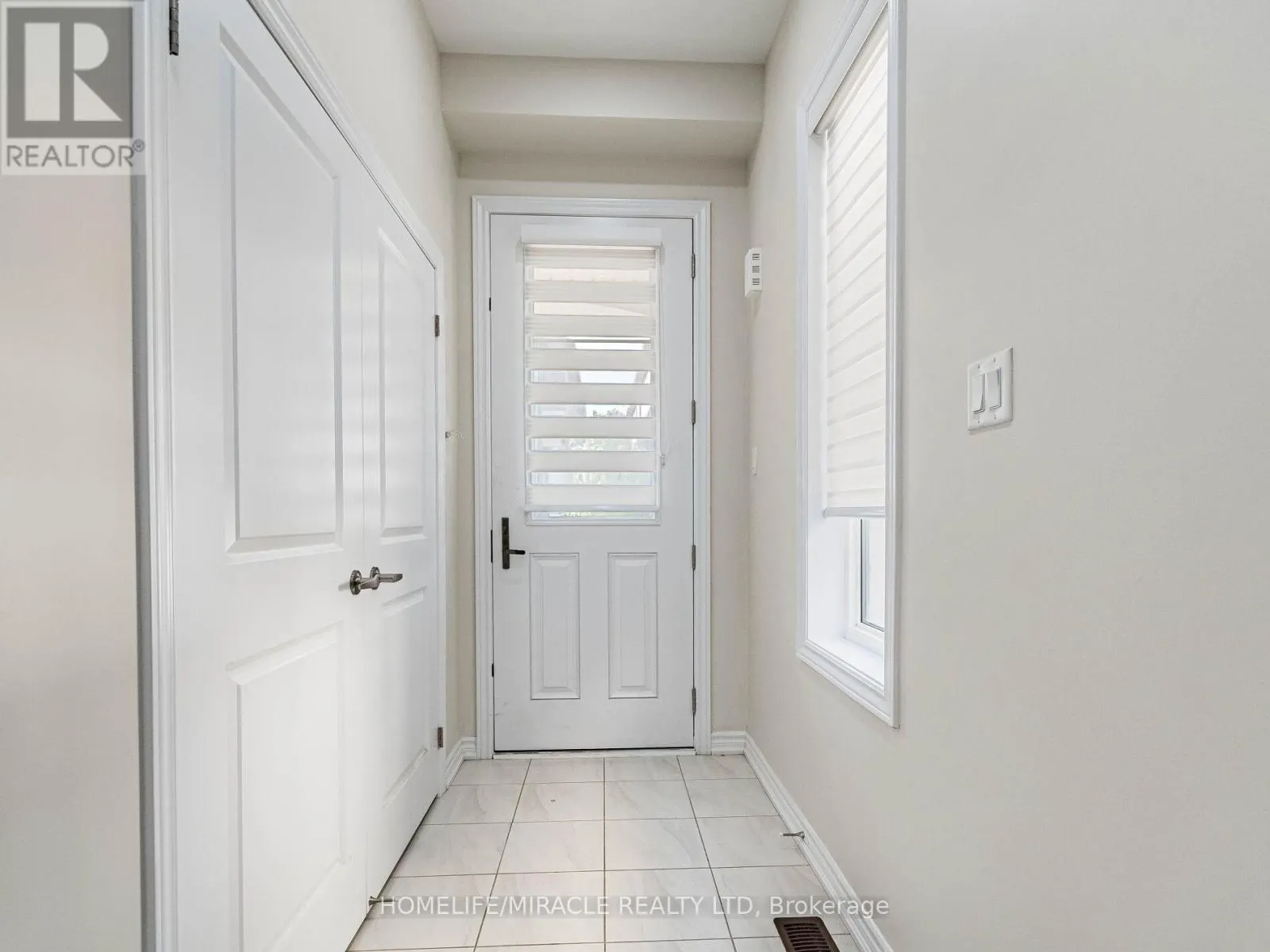 1416 OAKMONT COMMON E