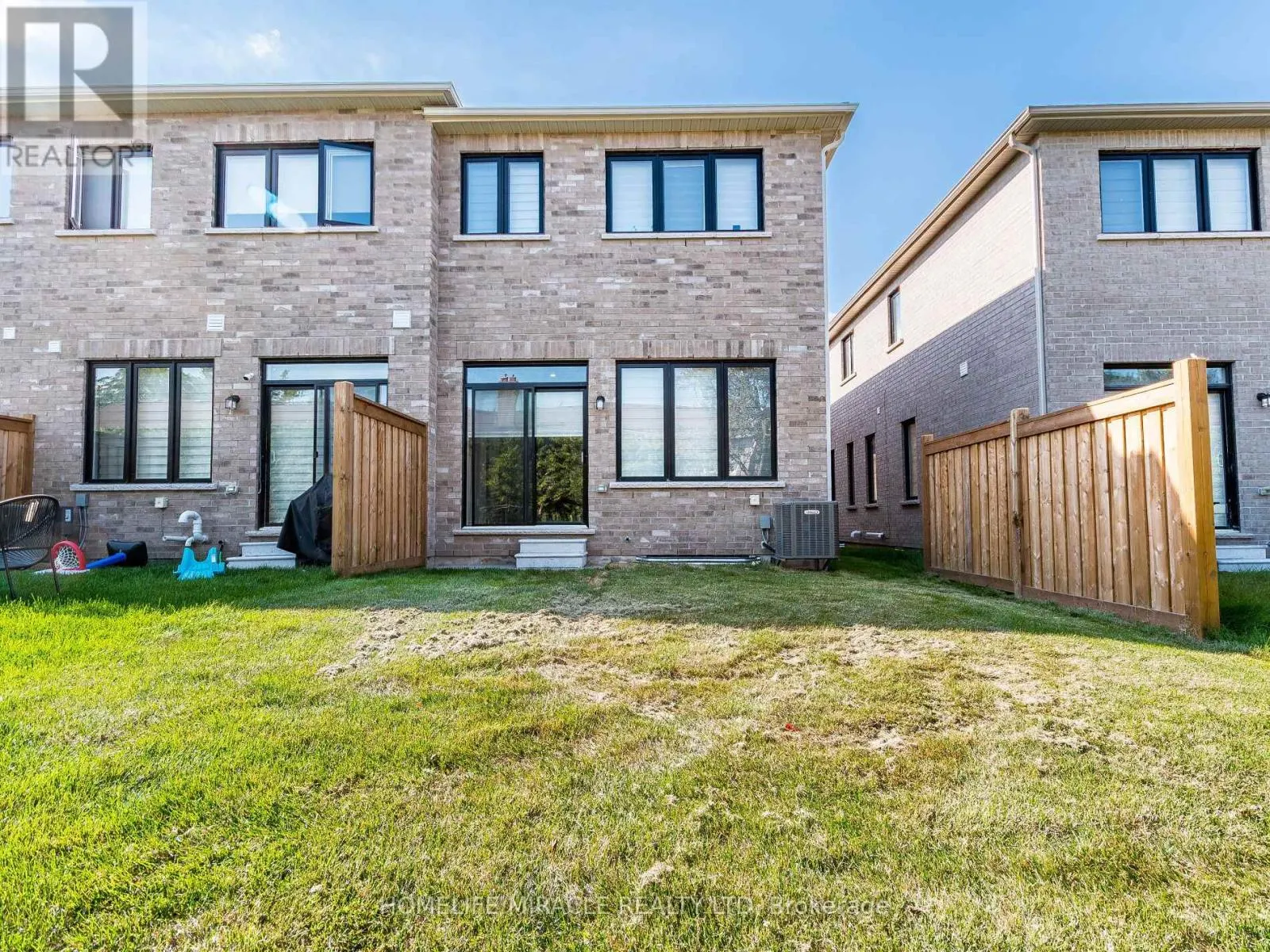 1416 OAKMONT COMMON E