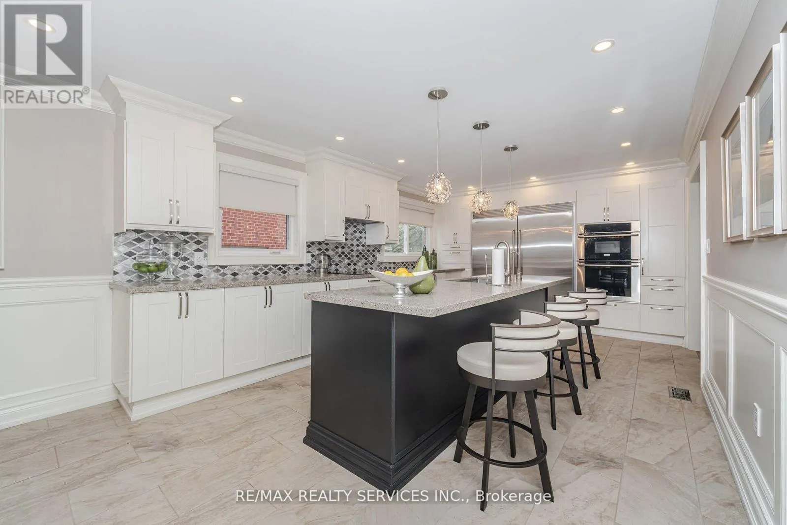 33 CARNFORTH DRIVE