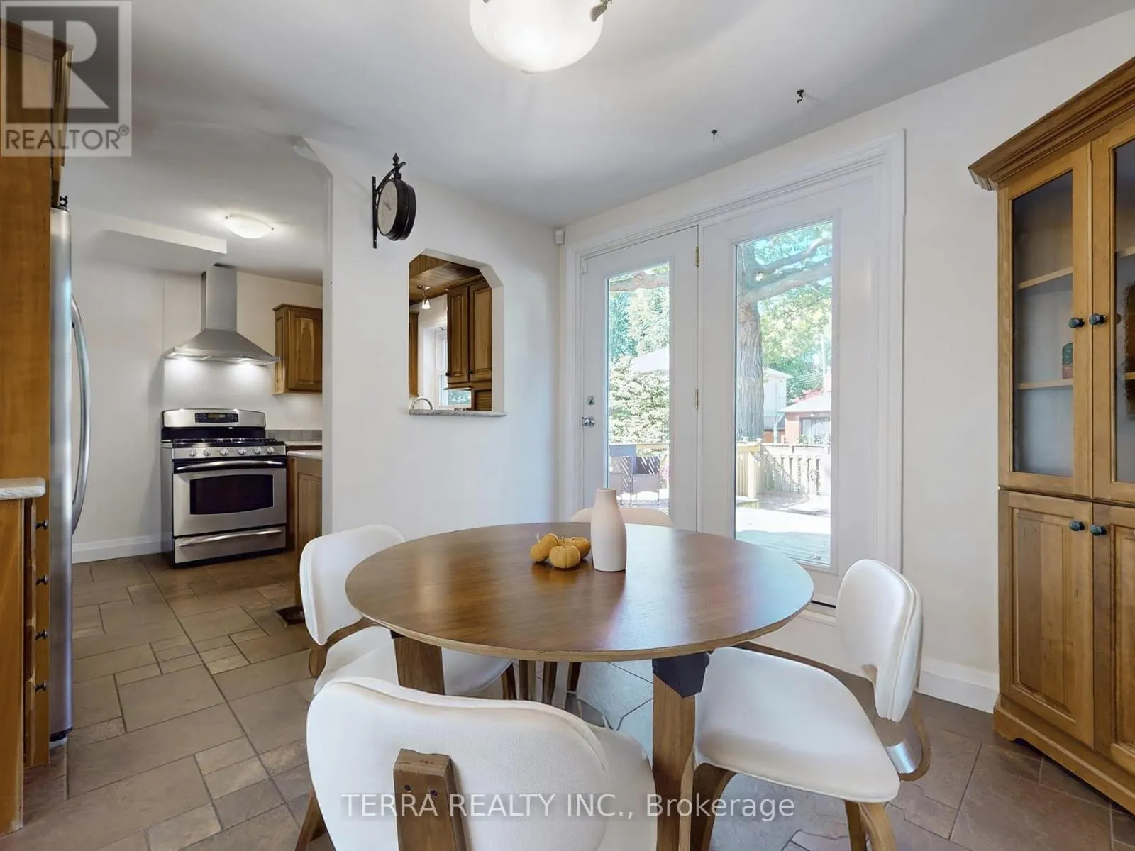 40 ALLANBROOKE DRIVE