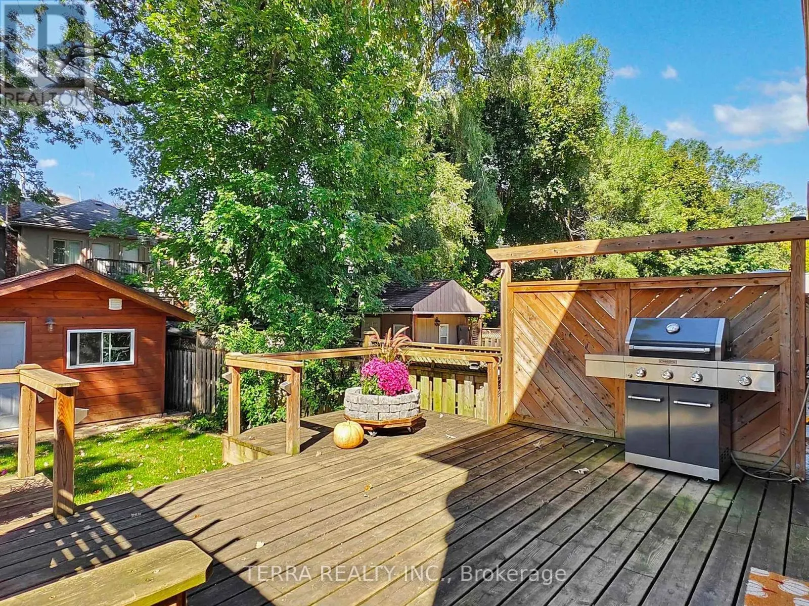 40 ALLANBROOKE DRIVE
