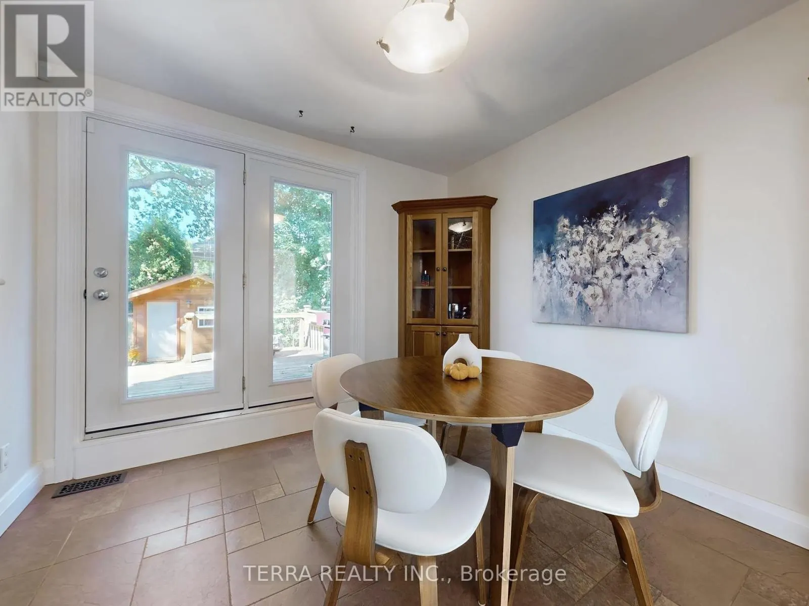 40 ALLANBROOKE DRIVE