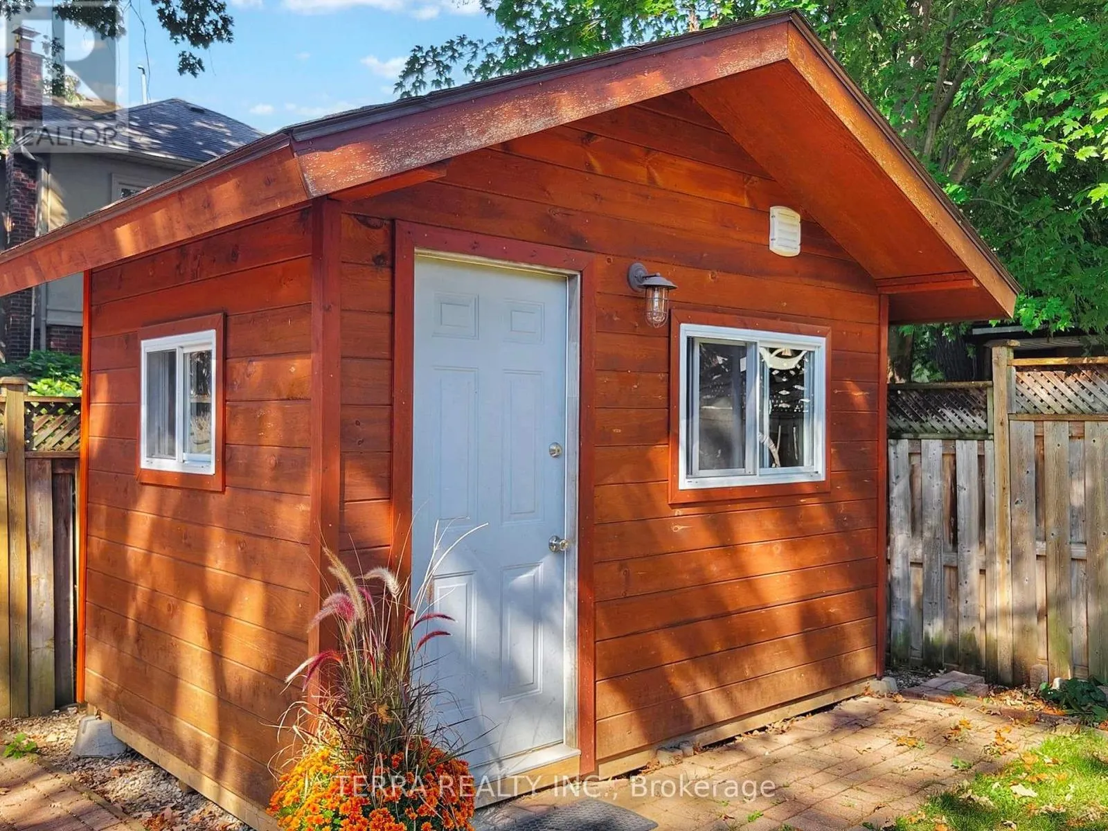 40 ALLANBROOKE DRIVE