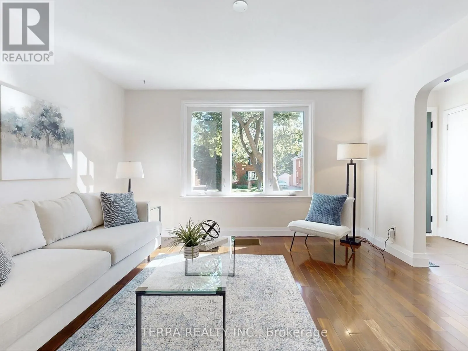 40 ALLANBROOKE DRIVE