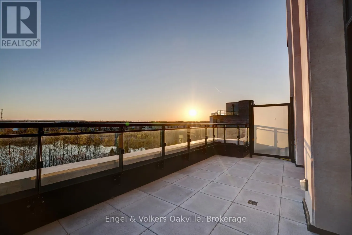 309 - 405 DUNDAS STREET W, #309