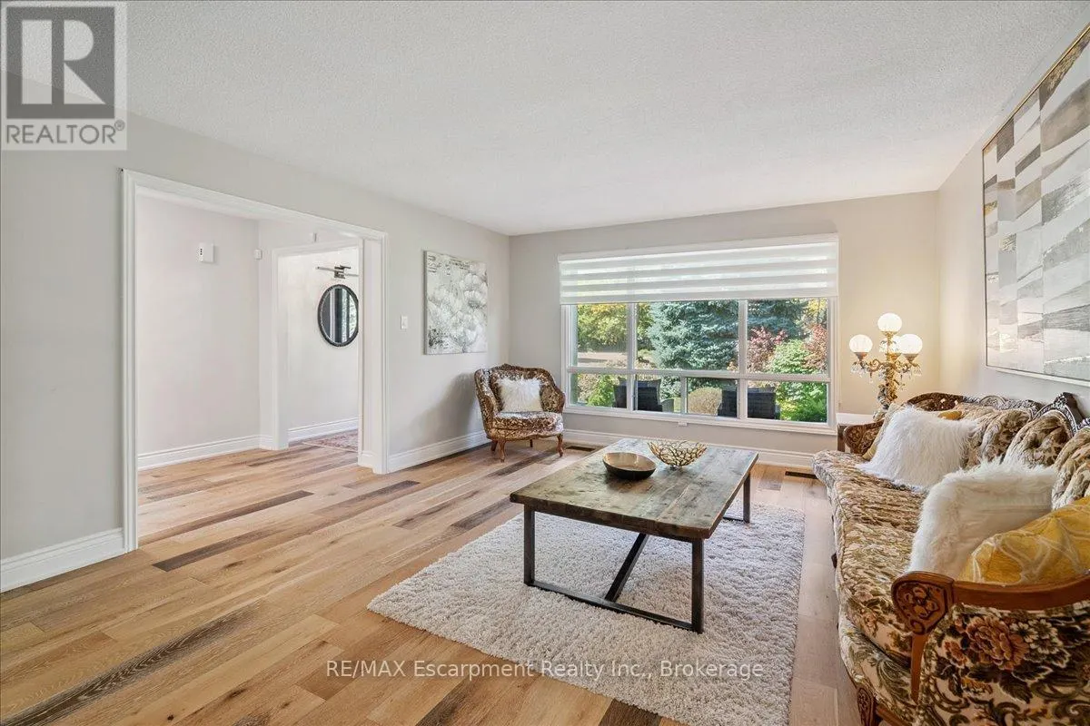 346 KINGSWAY PLACE