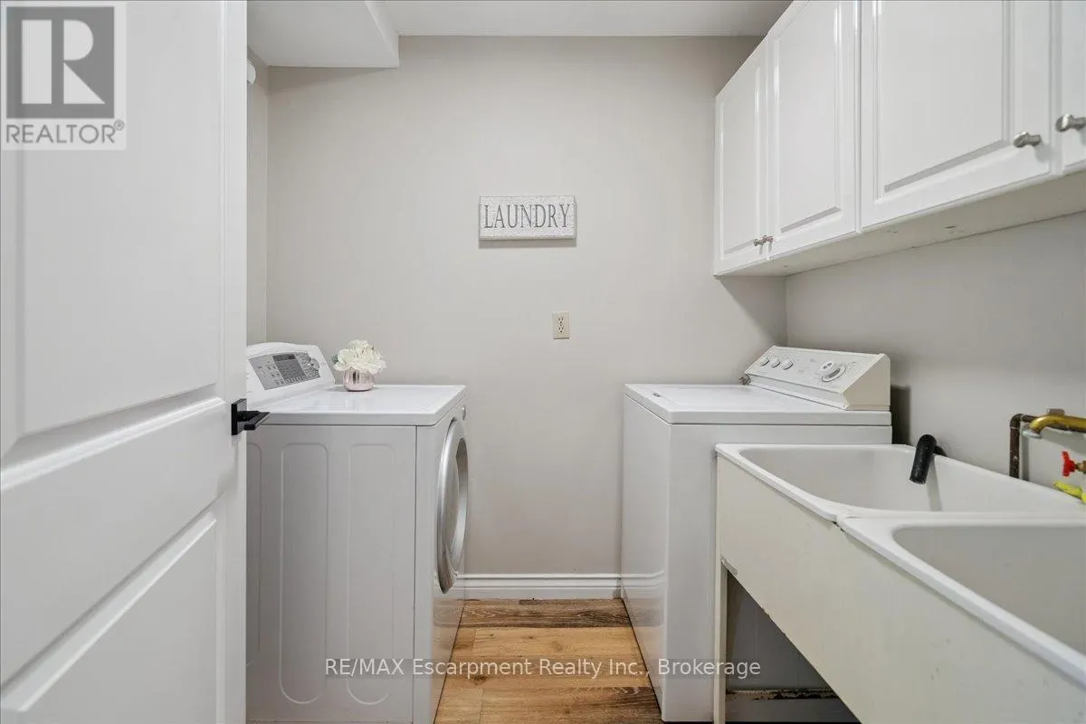 346 KINGSWAY PLACE