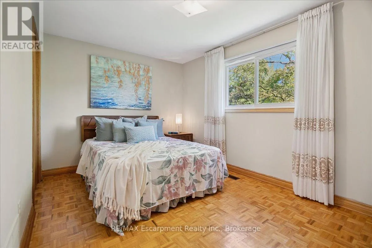 346 KINGSWAY PLACE