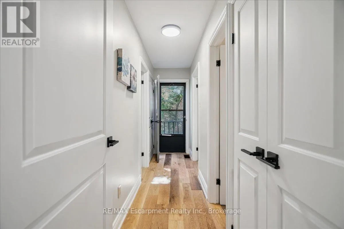 346 KINGSWAY PLACE