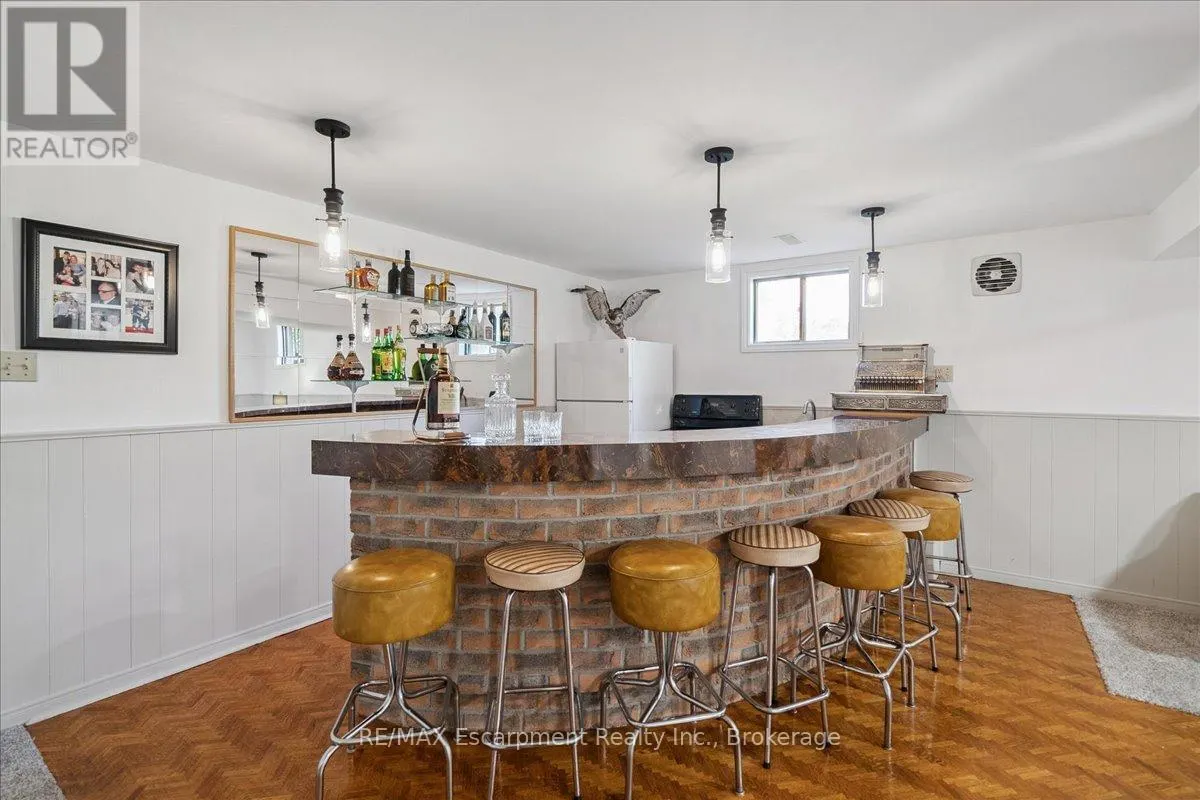 346 KINGSWAY PLACE