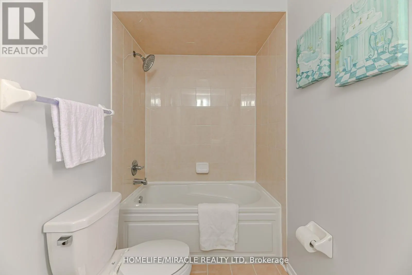 102 DELPORT CLOSE