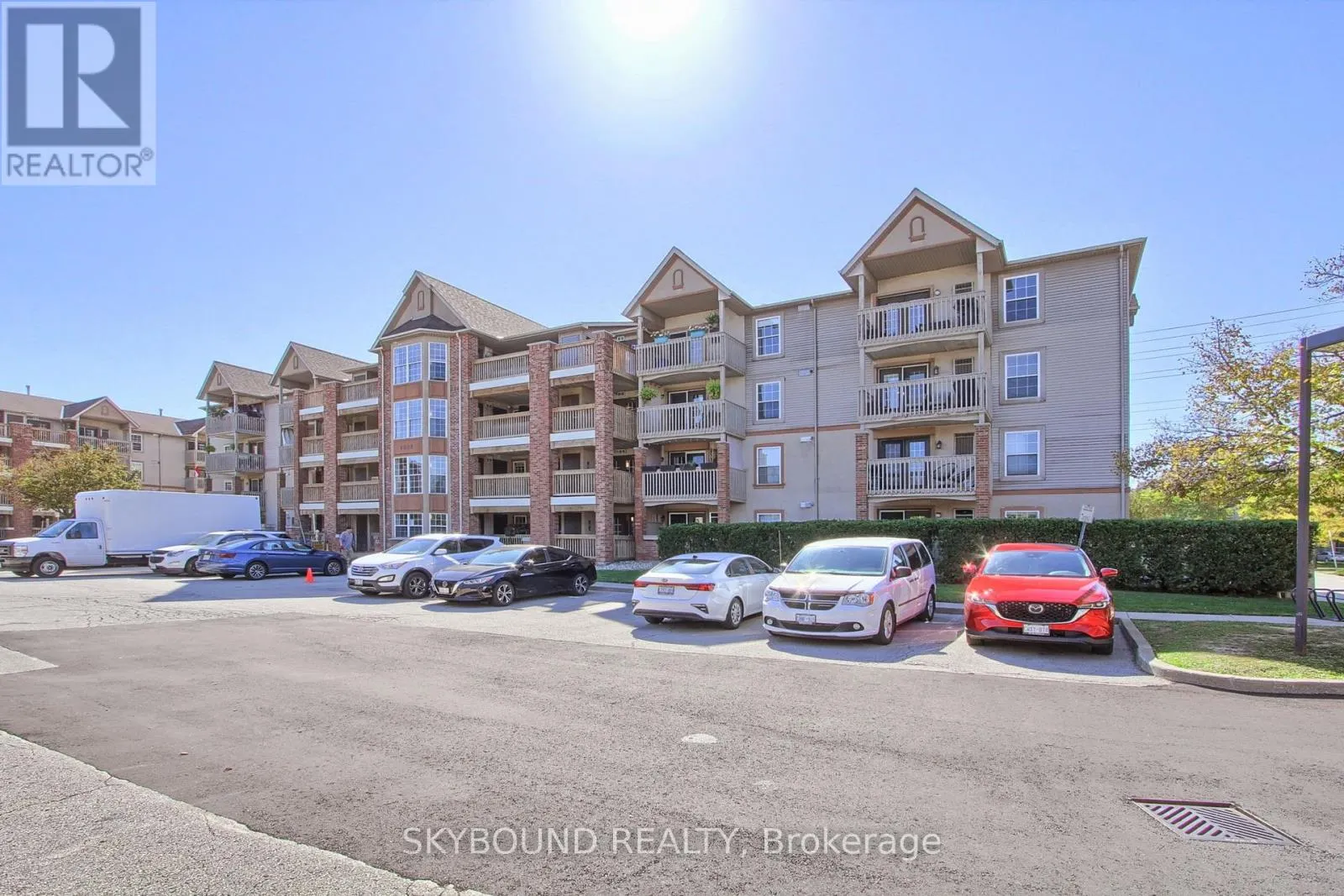 302 - 4003 KILMER DRIVE