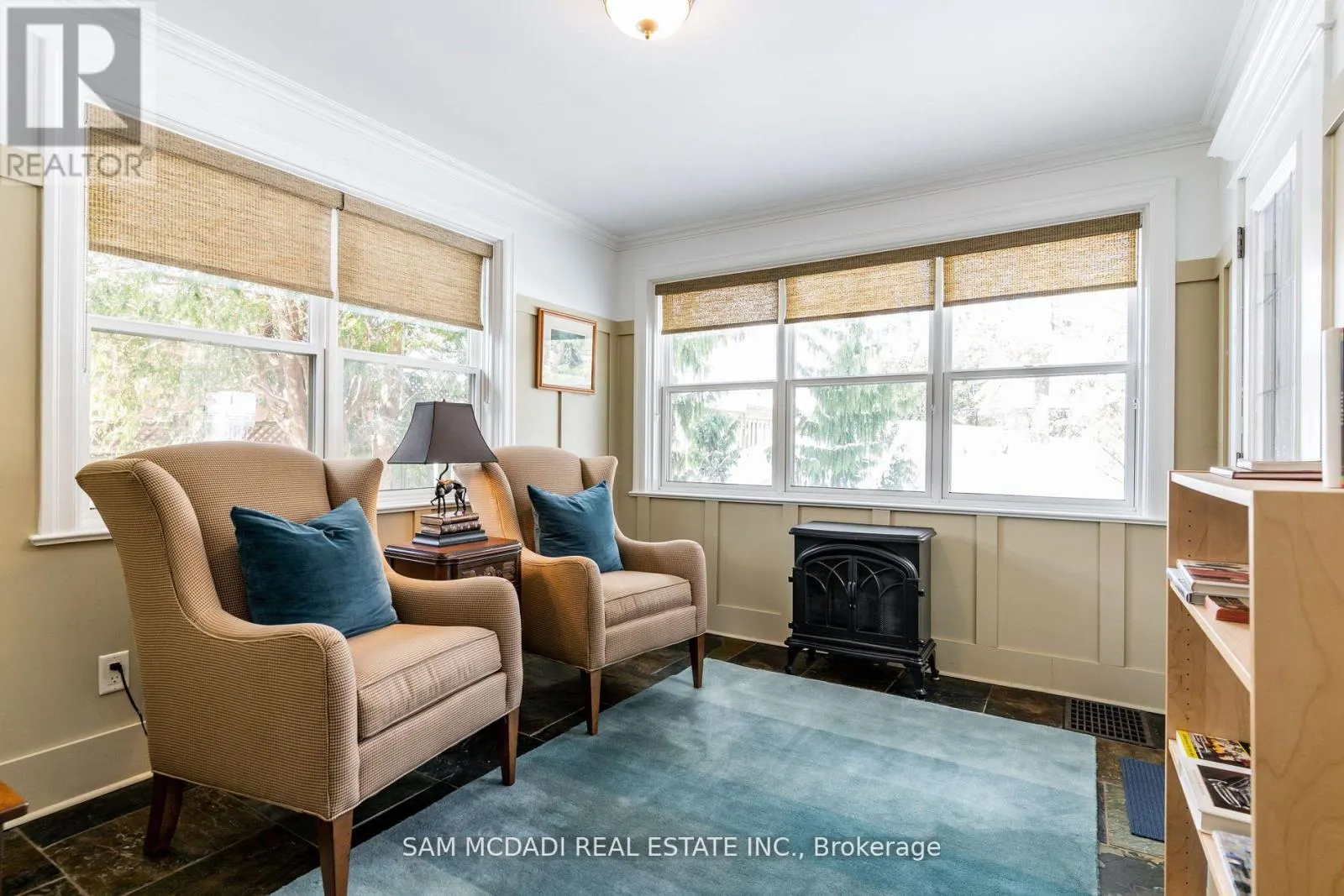 327 SHOREVIEW ROAD