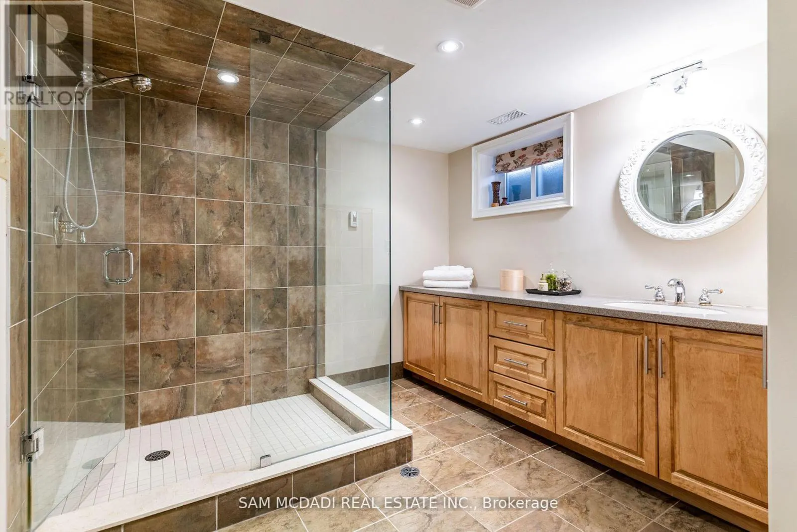 327 SHOREVIEW ROAD