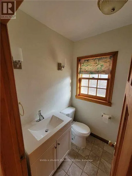 1327 MINEOLA GARDENS
