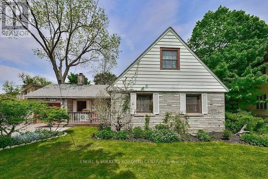 1327 MINEOLA GARDENS