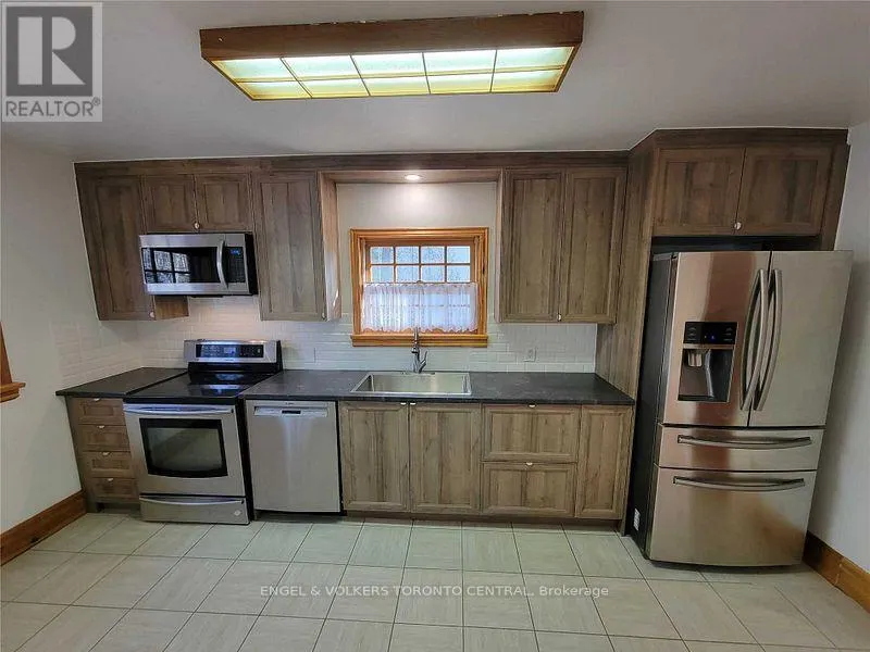 1327 MINEOLA GARDENS