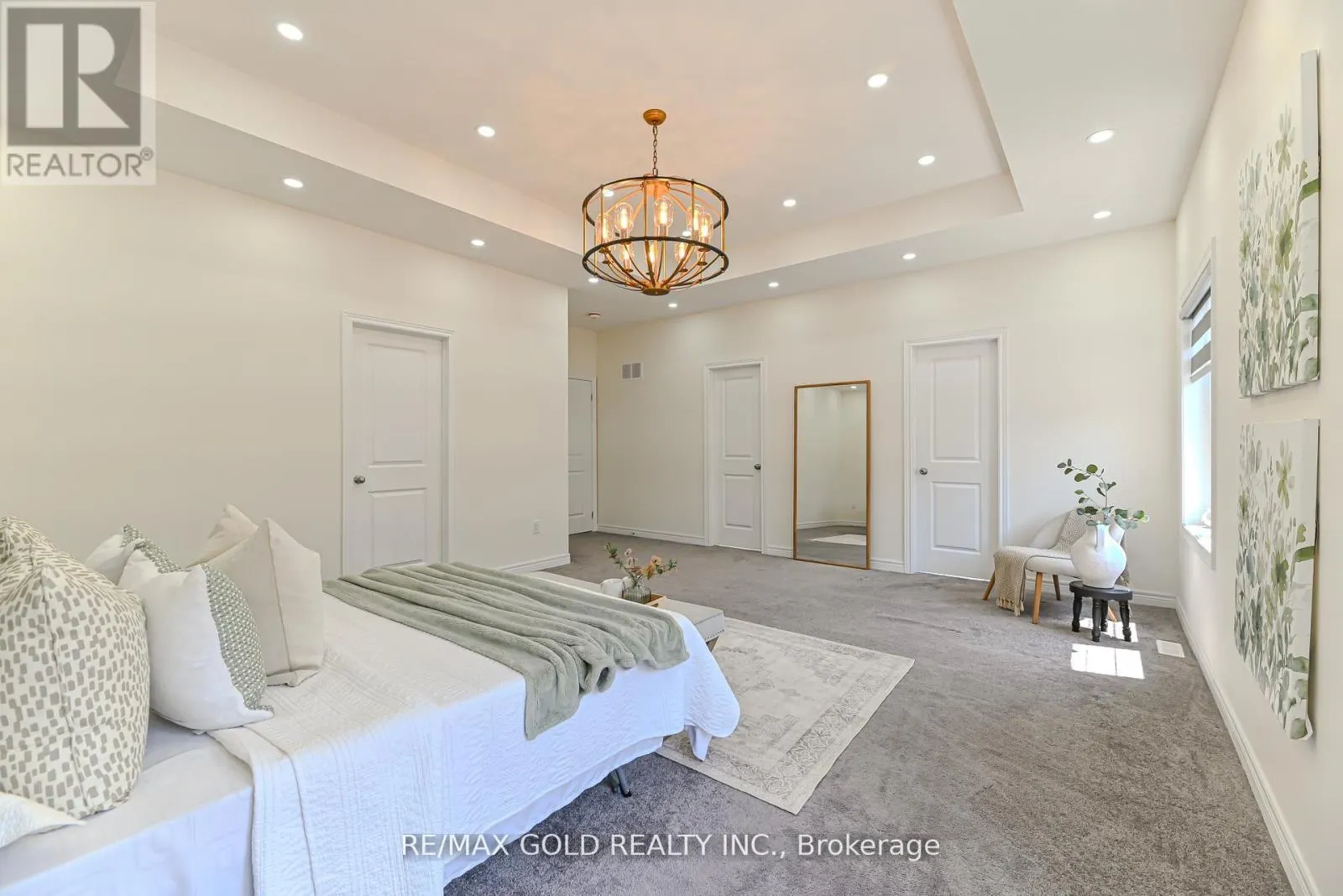 59 COBRIZA CRESCENT