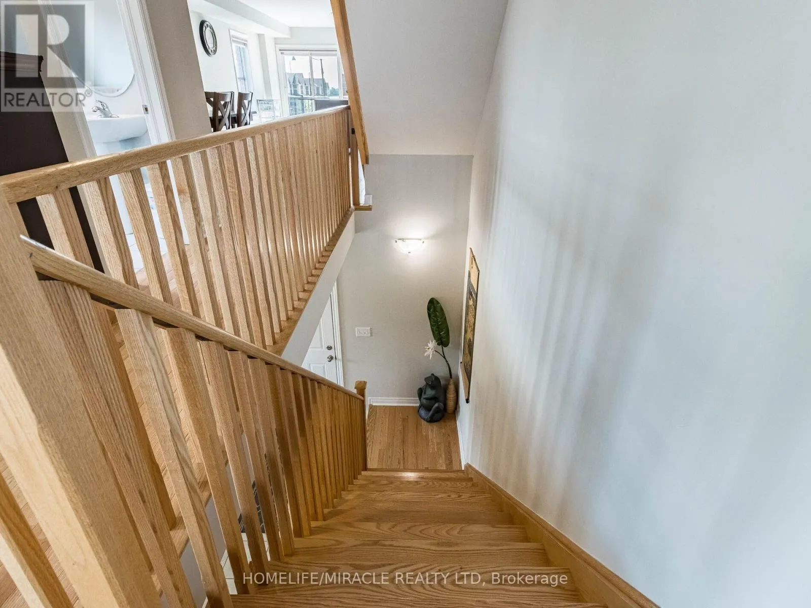 43 FINEGAN CIRCLE