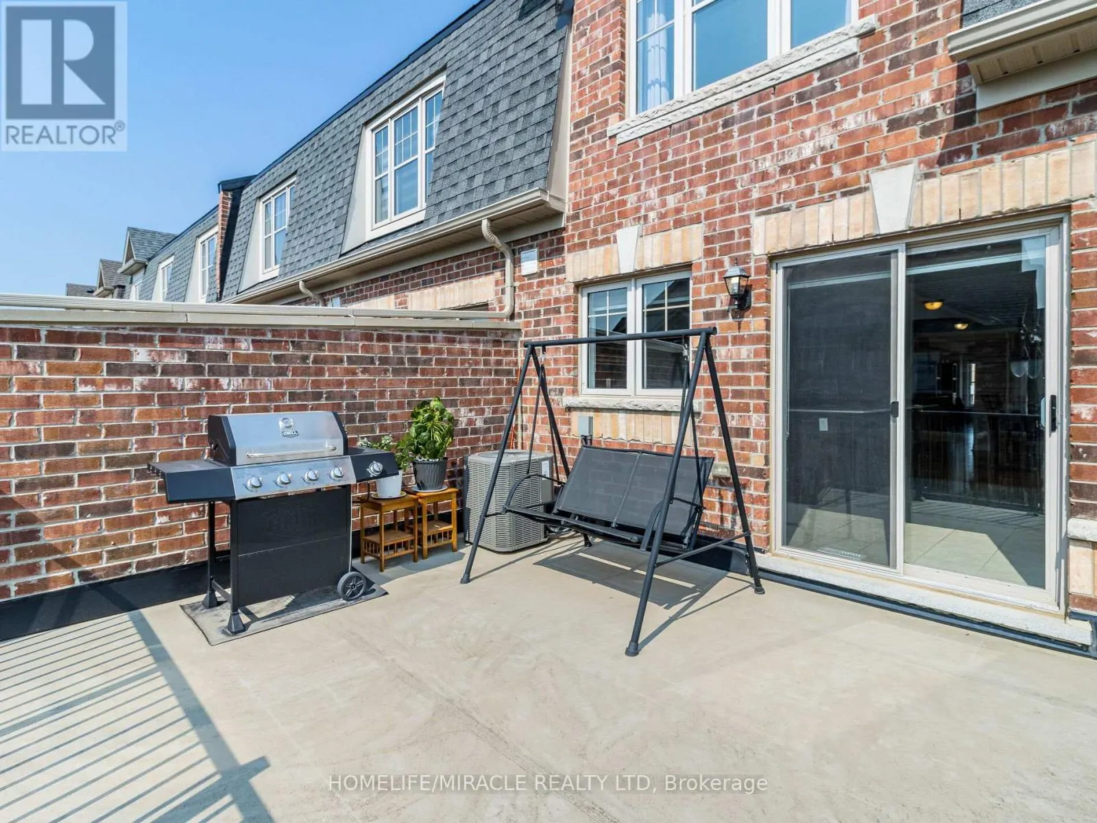 43 FINEGAN CIRCLE