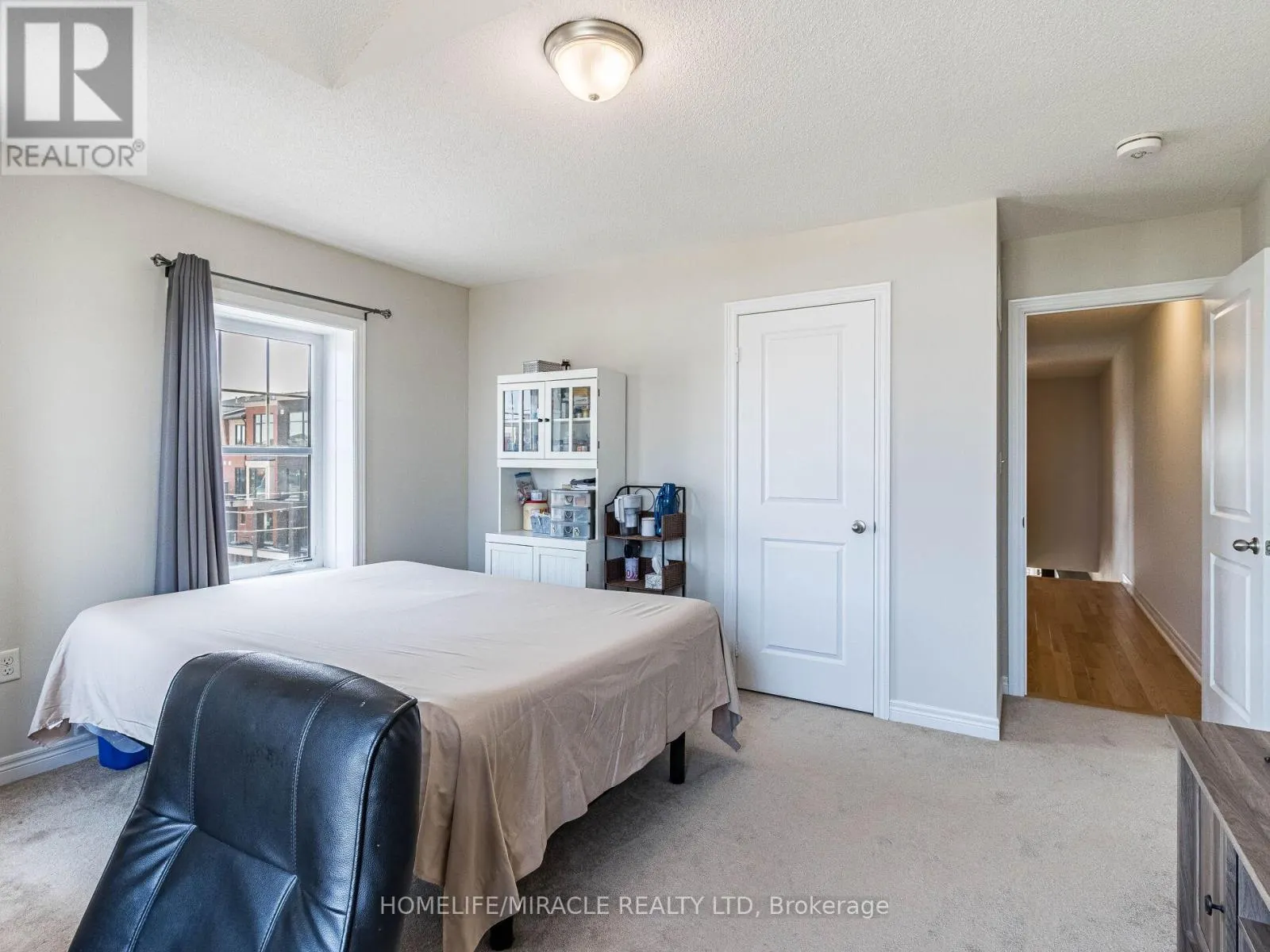 43 FINEGAN CIRCLE