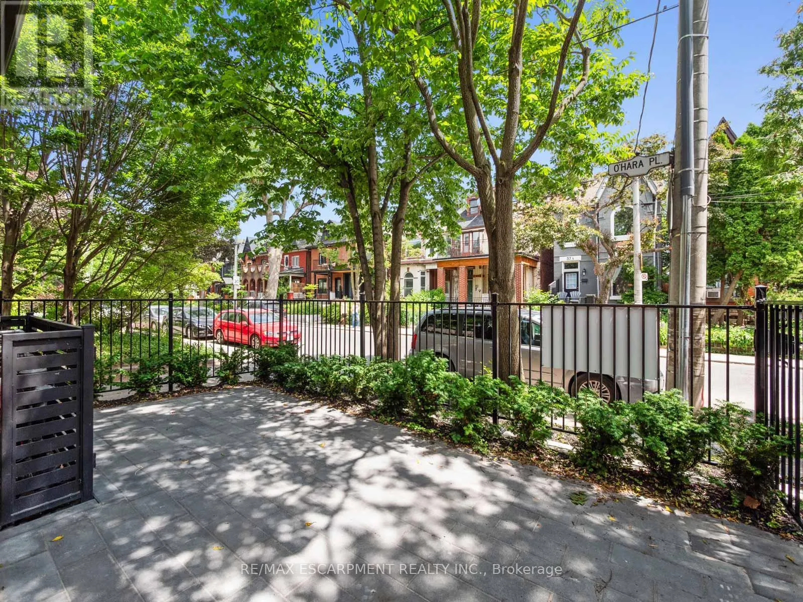 3 - 46 O'HARA AVENUE