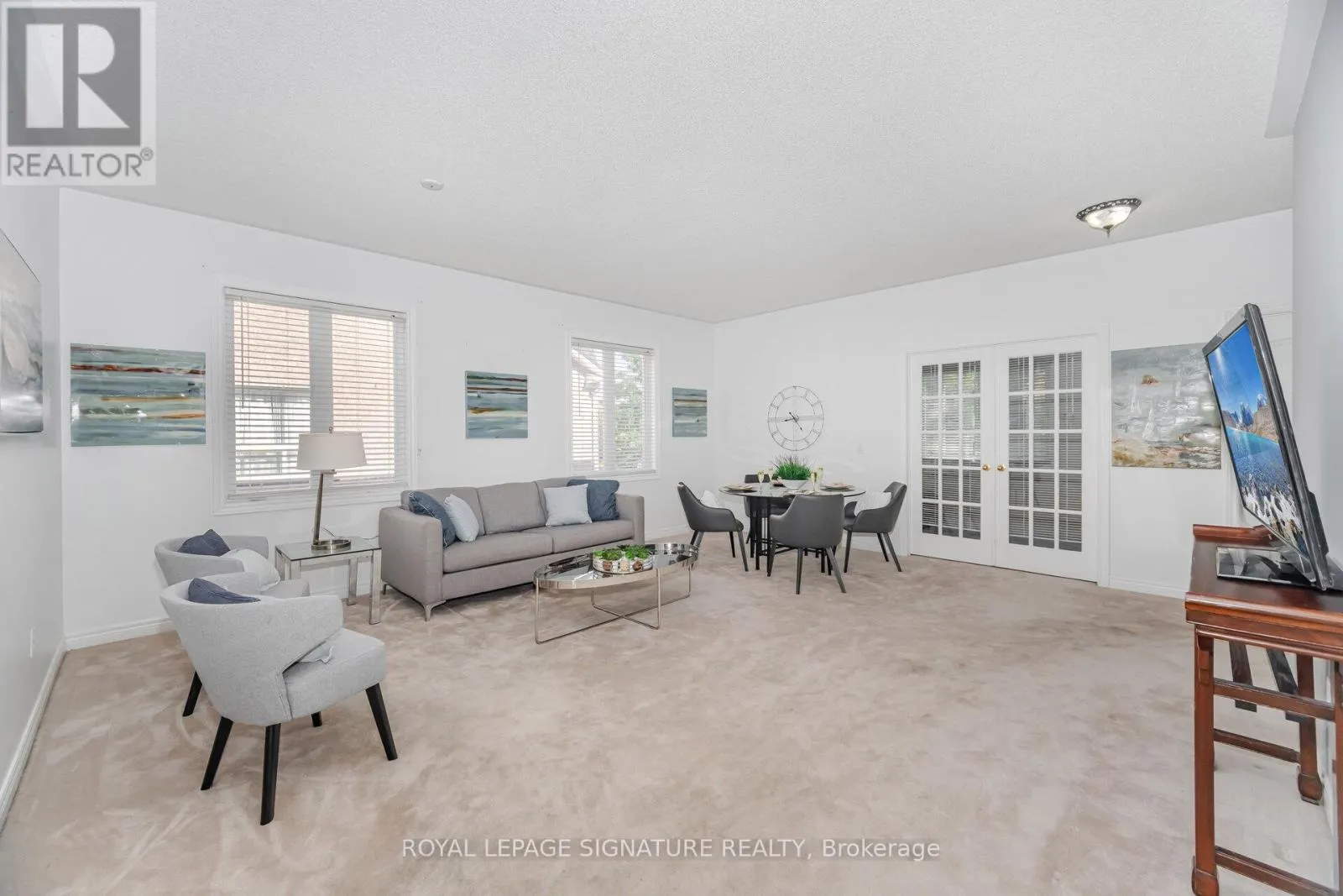 10 BANKS DRIVE