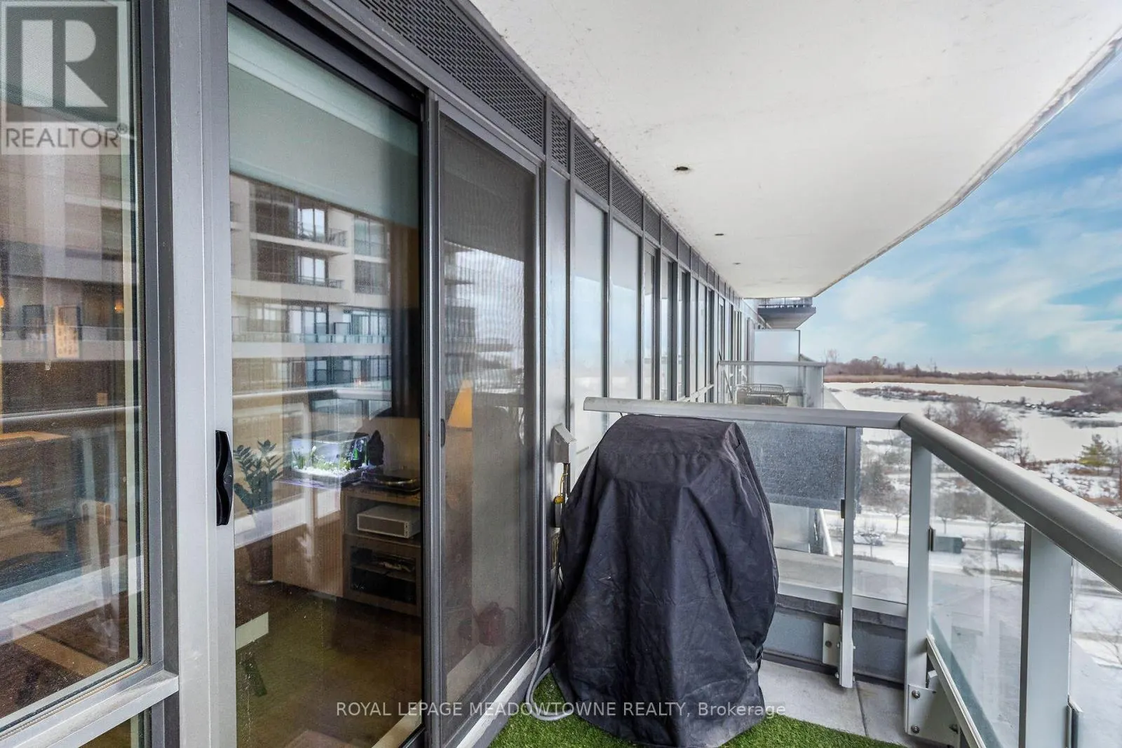 606 - 110 MARINE PARADE DRIVE