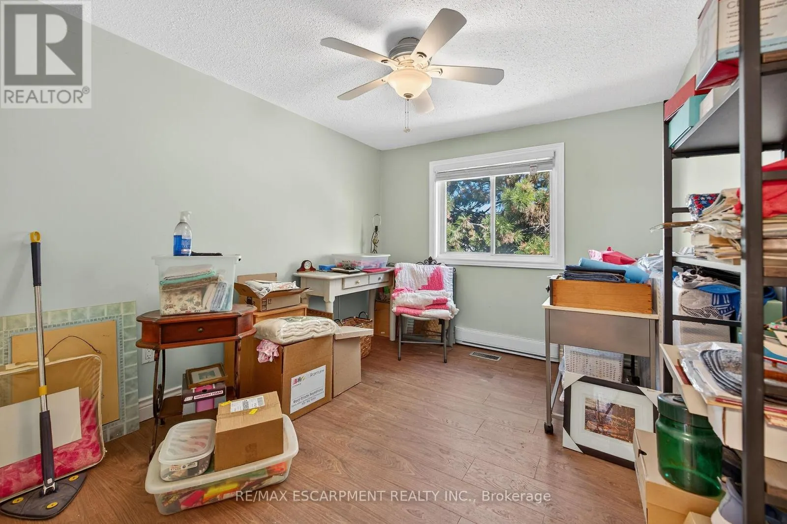 16 - 341 WILSON DRIVE