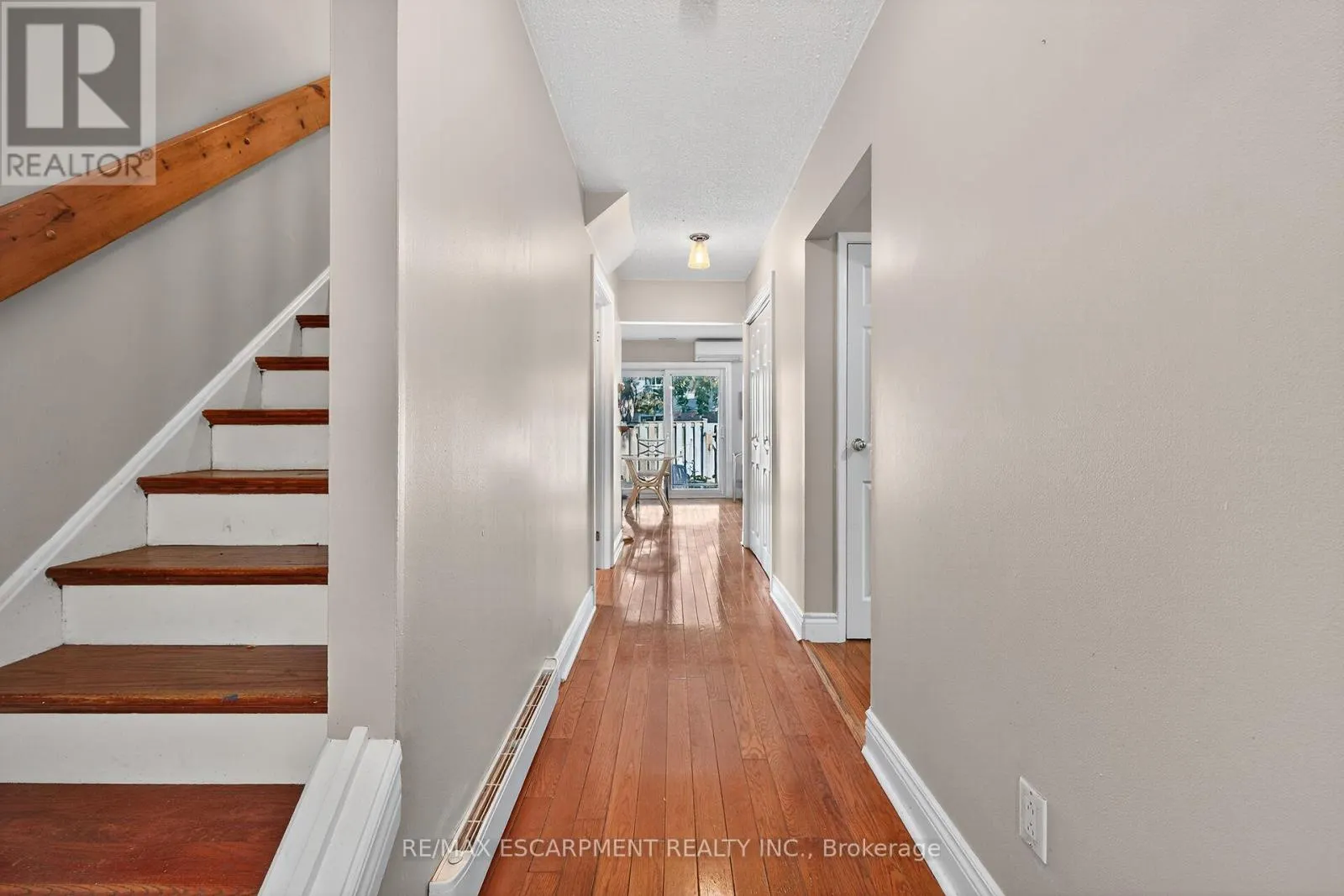 16 - 341 WILSON DRIVE