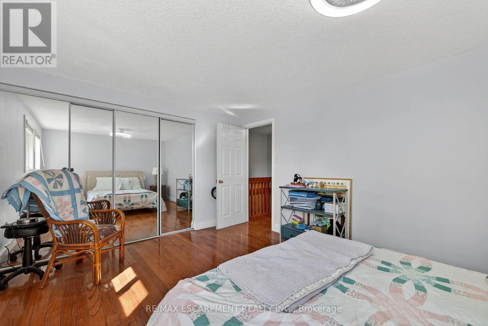 16 - 341 WILSON DRIVE