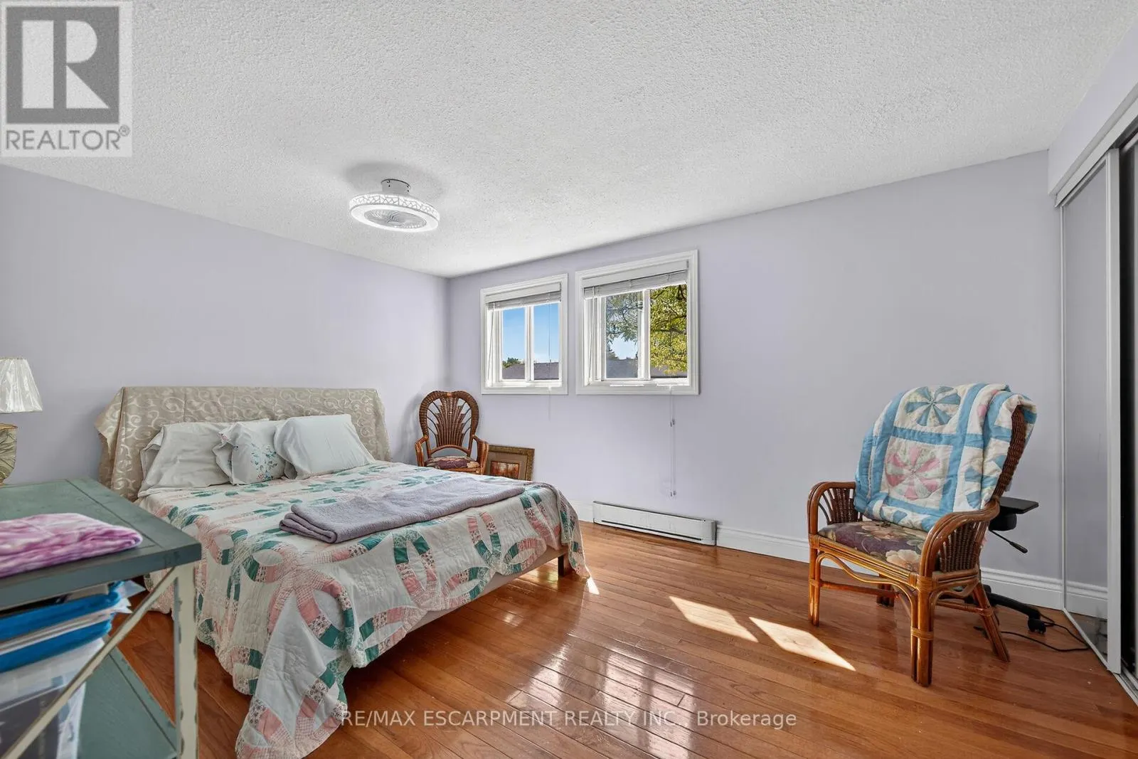 16 - 341 WILSON DRIVE