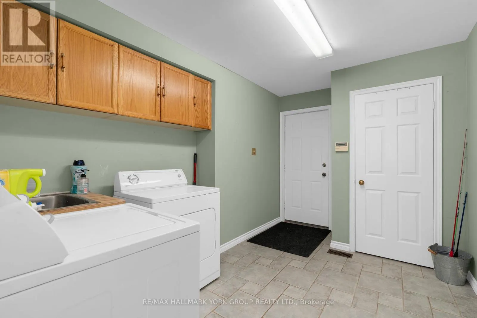 33 MATSON DRIVE