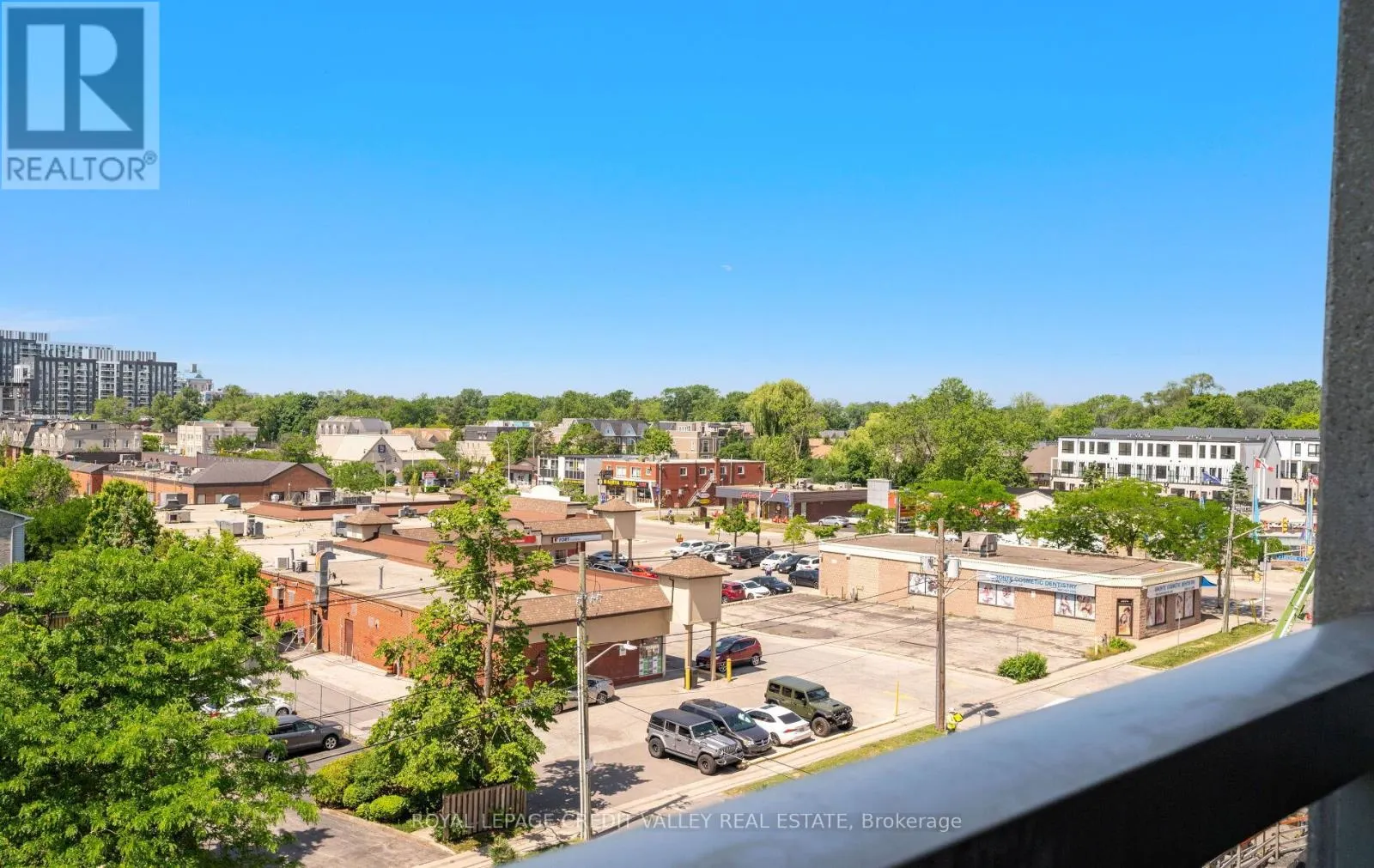 601 - 2263 MARINE DRIVE