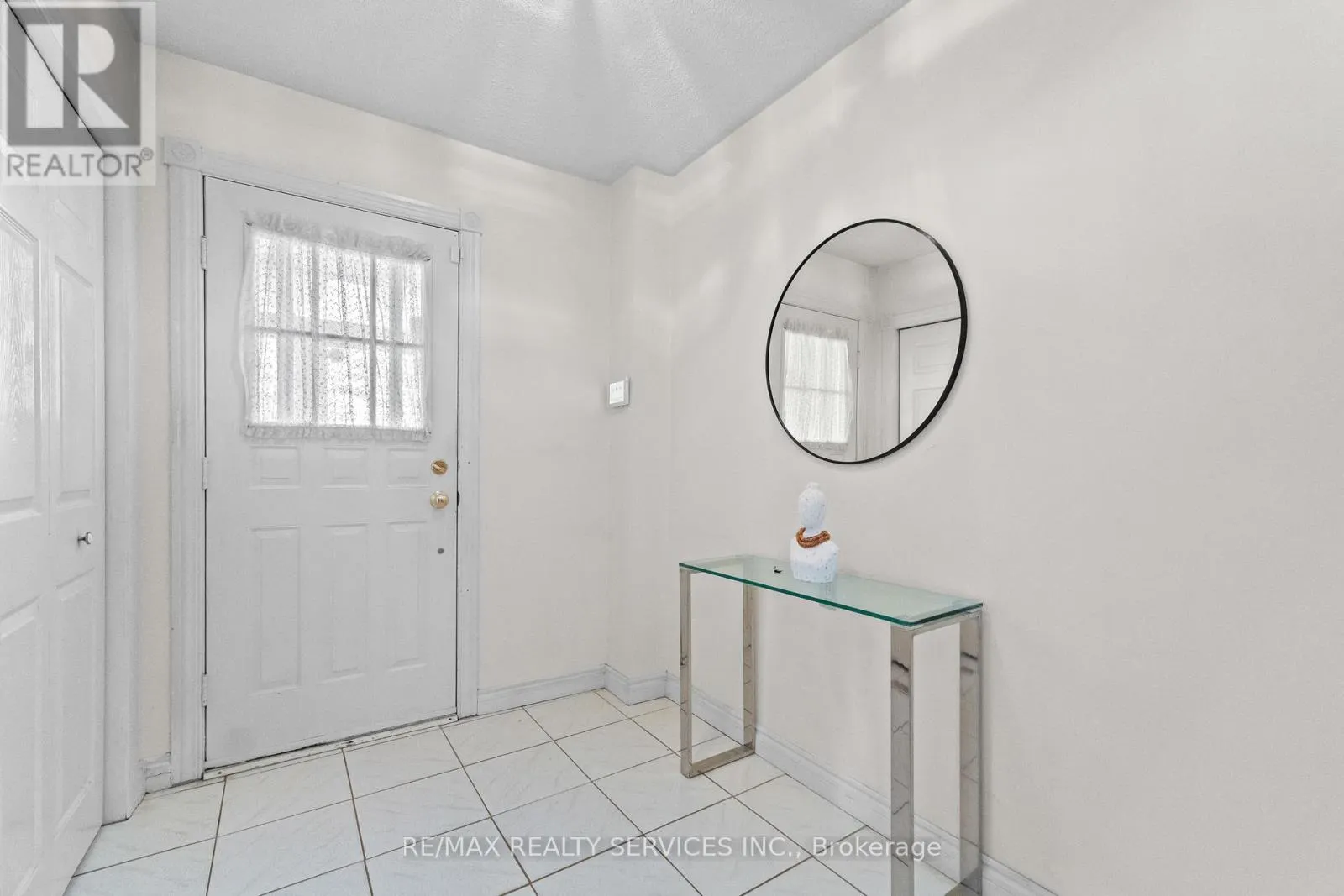 67 WILDERCROFT AVENUE