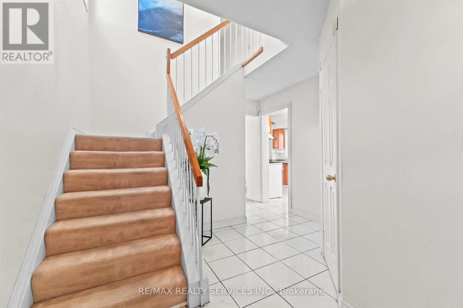 67 WILDERCROFT AVENUE