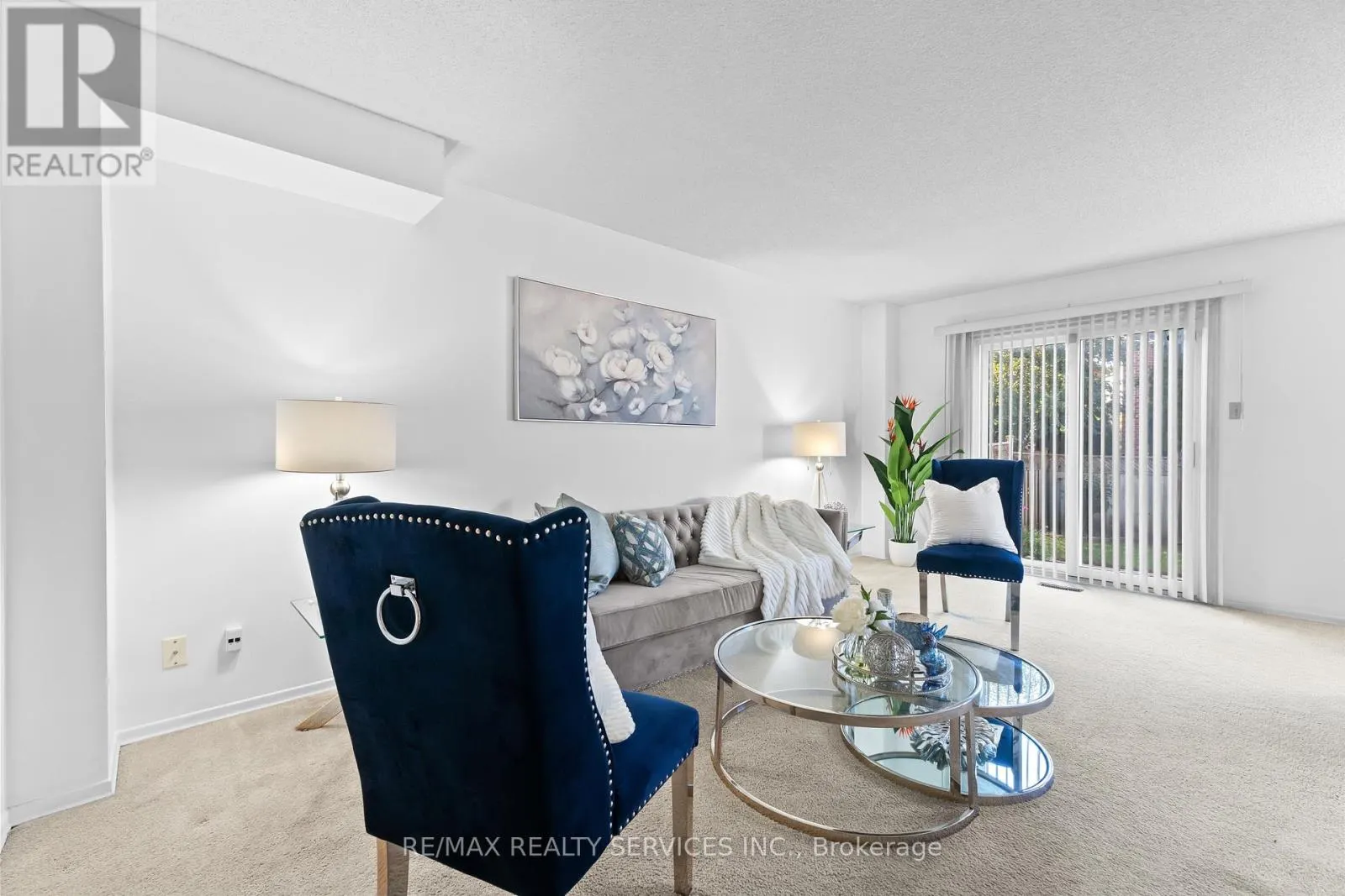 67 WILDERCROFT AVENUE