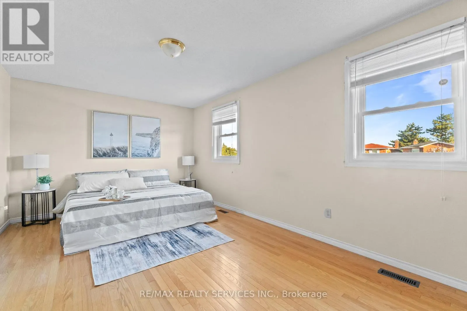 67 WILDERCROFT AVENUE