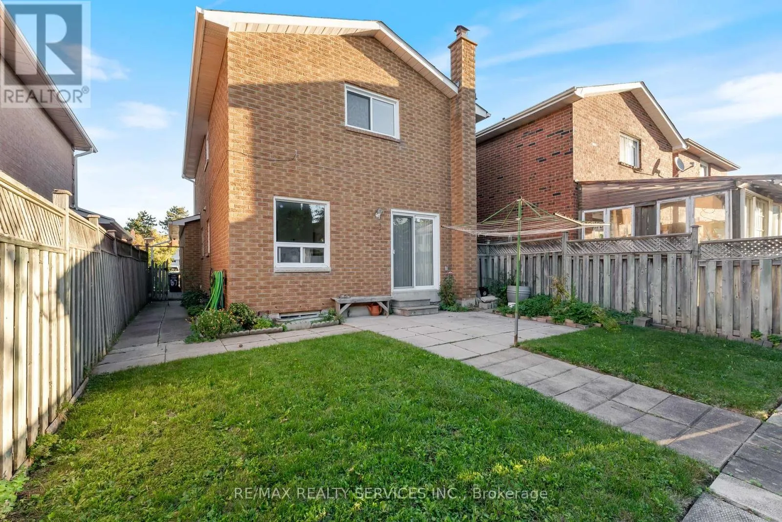 67 WILDERCROFT AVENUE