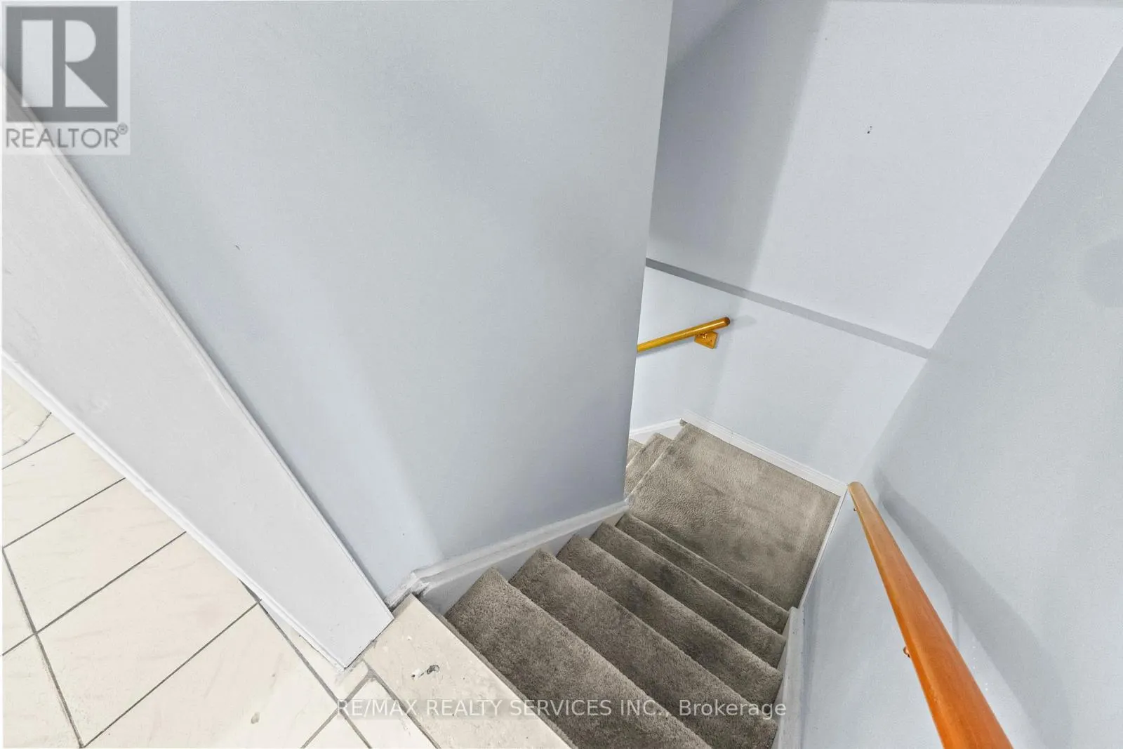 67 WILDERCROFT AVENUE