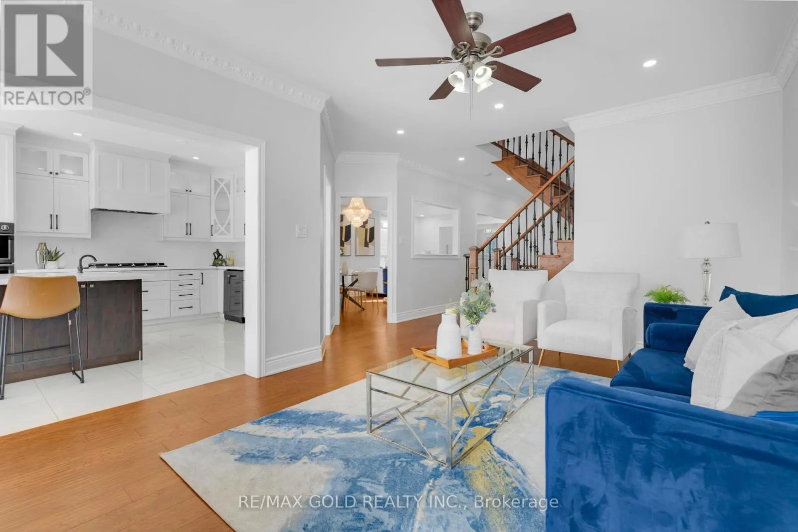 48 FOUNTAINVIEW WAY