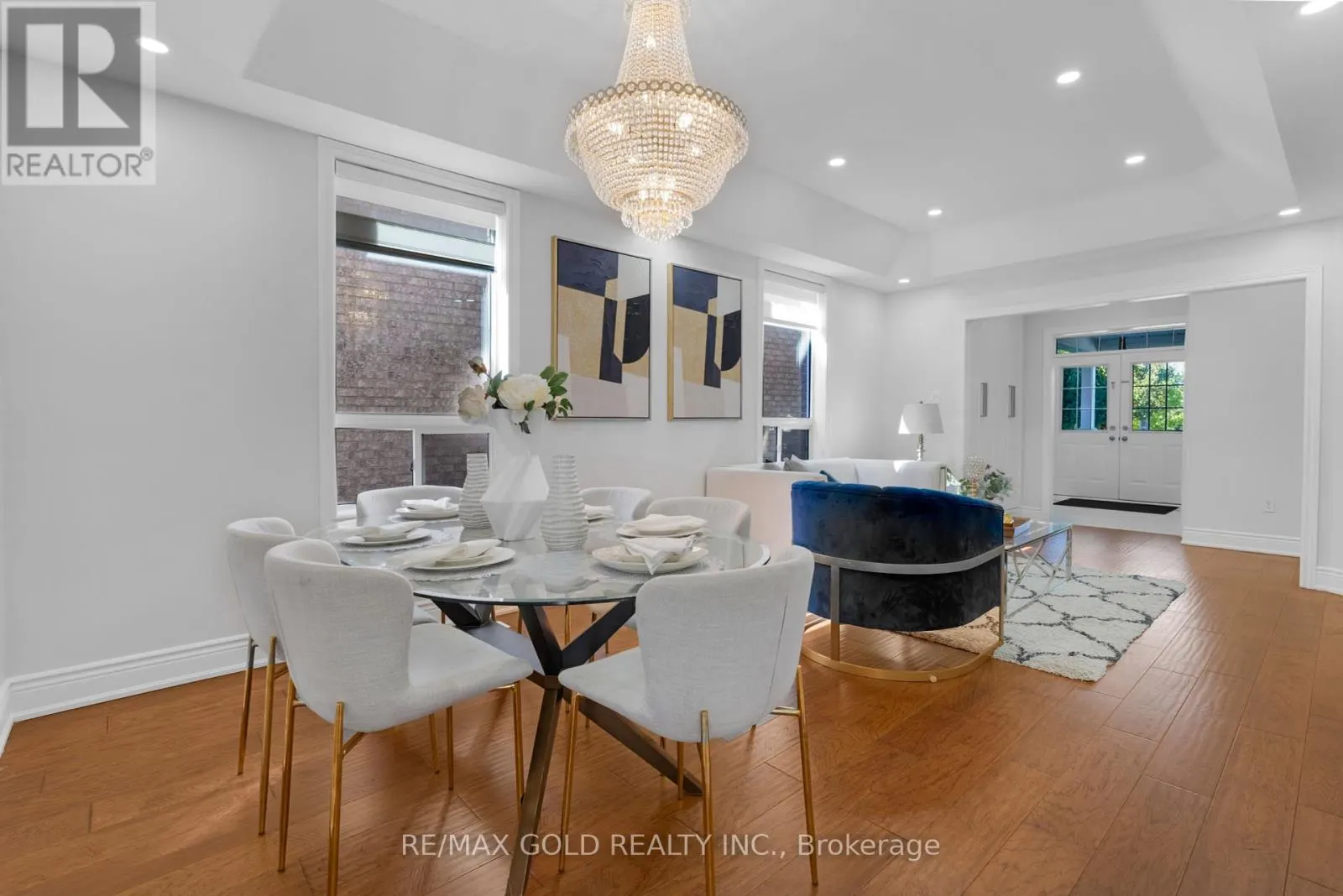48 FOUNTAINVIEW WAY