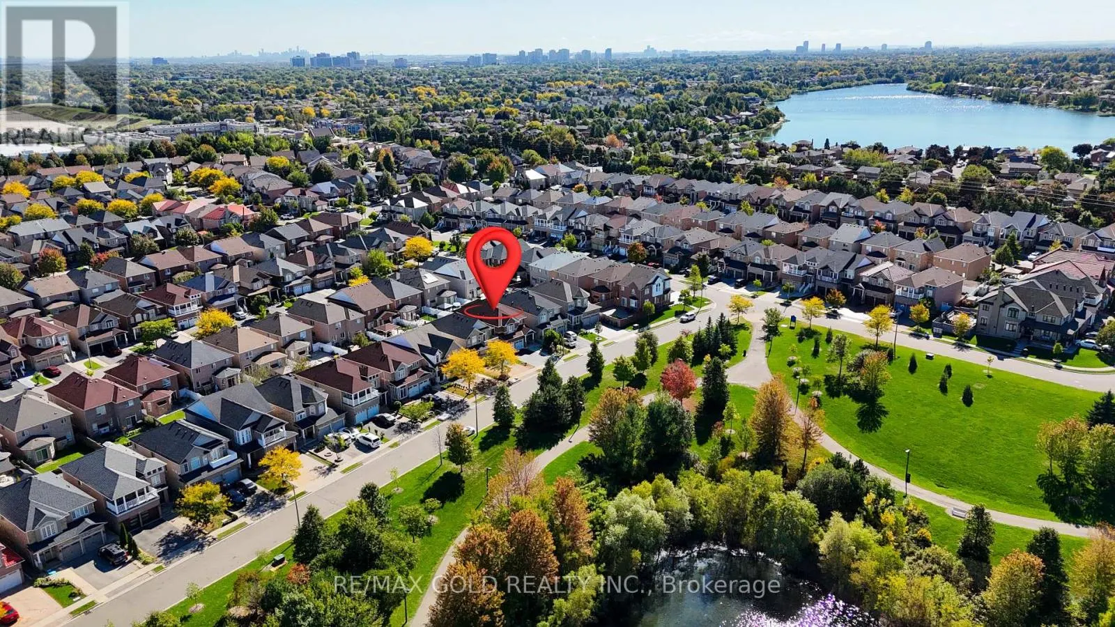 48 FOUNTAINVIEW WAY