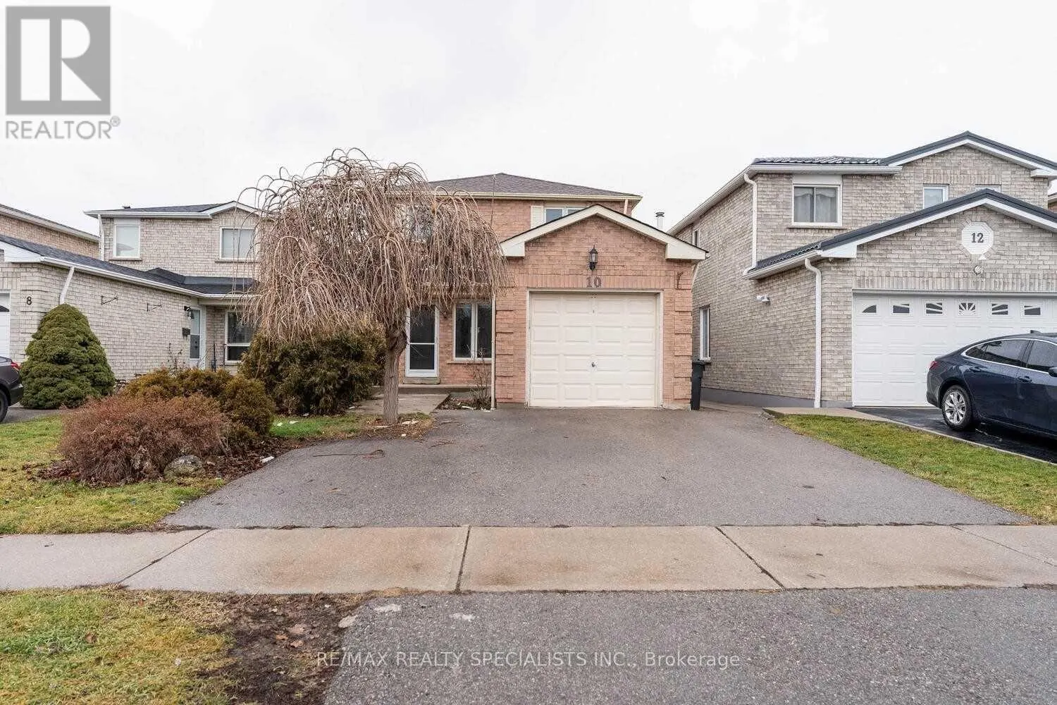 UPPER - 10 SANDMERE AVENUE