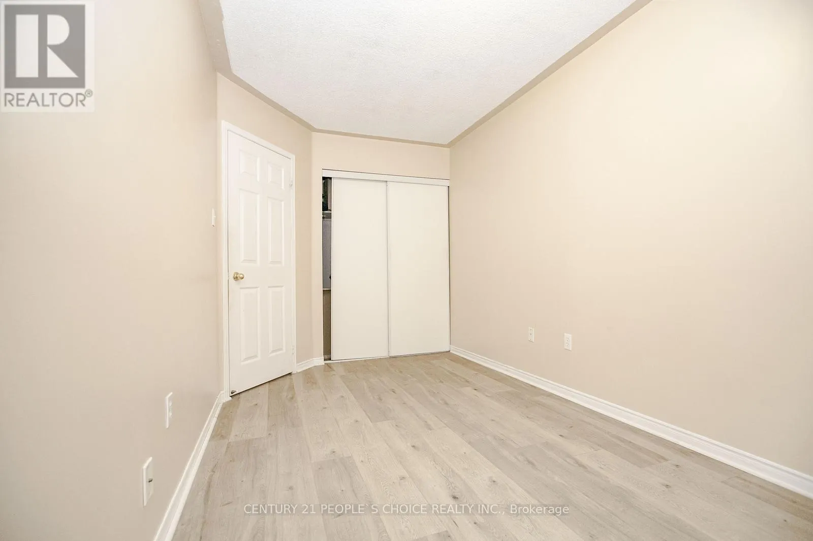 17 CARUSO DRIVE